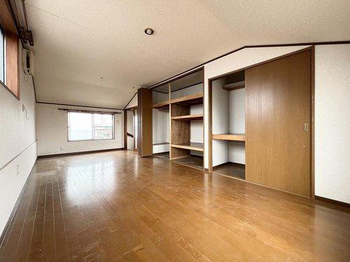 寝屋川市川勝町の中古一戸建
