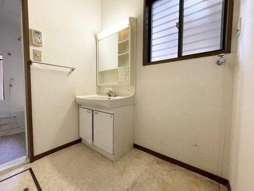 寝屋川市太秦緑が丘の中古一戸建て
