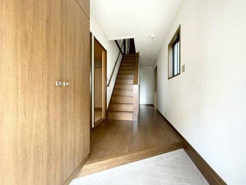 寝屋川市太秦緑が丘の中古一戸建て