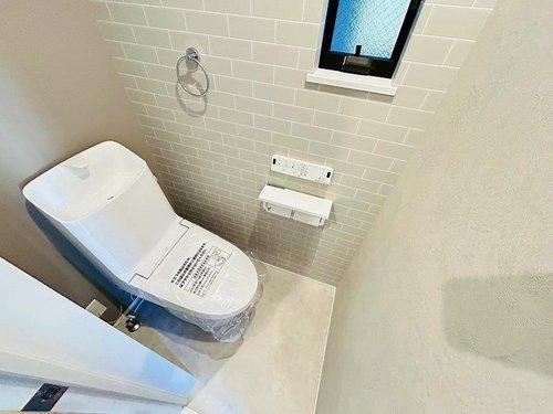 寝屋川市池田３丁目の新築一戸建