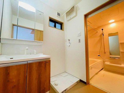寝屋川市高宮栄町の新築一戸建