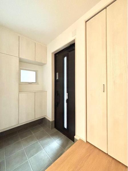 寝屋川市高宮栄町の新築一戸建