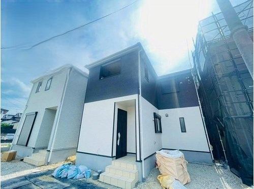 寝屋川市太秦元町の新築一戸建
