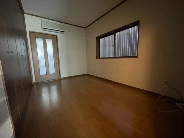 寝屋川市木田町の中古一戸建