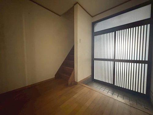 寝屋川市高宮１丁目の中古一戸建て
