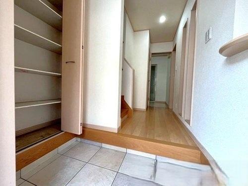 門真市舟田町の中古一戸建て