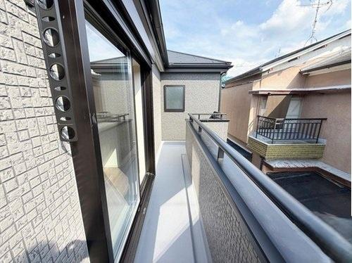 寝屋川市北大利町の新築一戸建