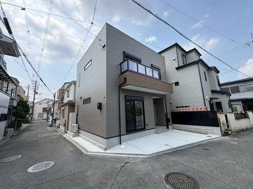 寝屋川市成美町の新築一戸建