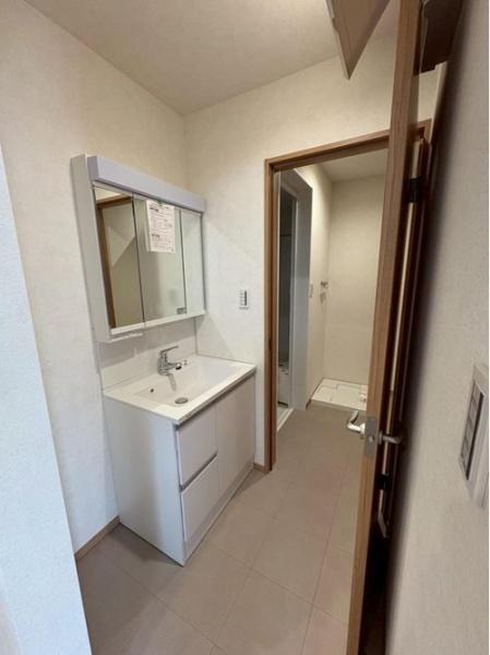 寝屋川市成美町の新築一戸建