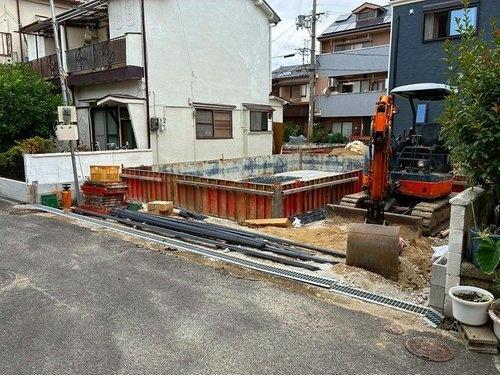 寝屋川市高柳７丁目の新築一戸建