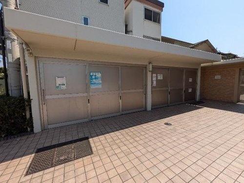 ブランズ萱島