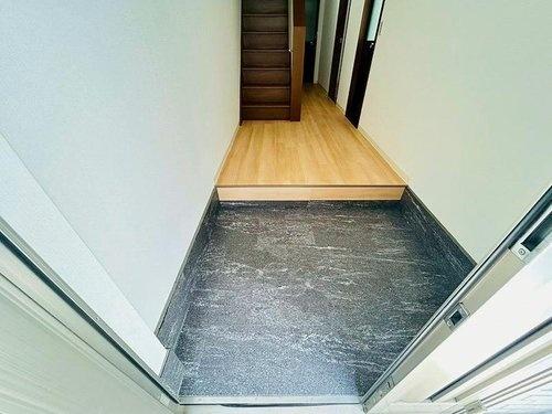 寝屋川市御幸東町の中古一戸建て