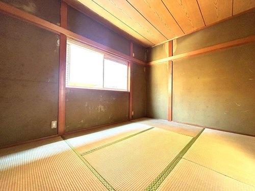 寝屋川市御幸東町の中古一戸建て(和室)