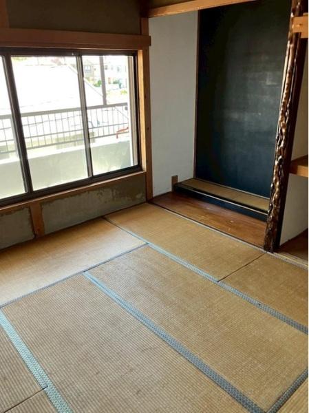 寝屋川市中木田町の中古一戸建