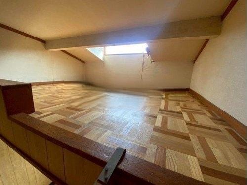 寝屋川市高柳７丁目の中古一戸建て