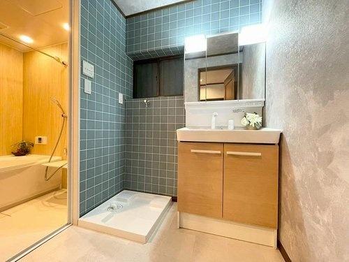 寝屋川市北大利町の中古一戸建て