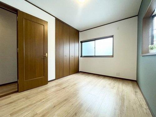 寝屋川市北大利町の中古一戸建て