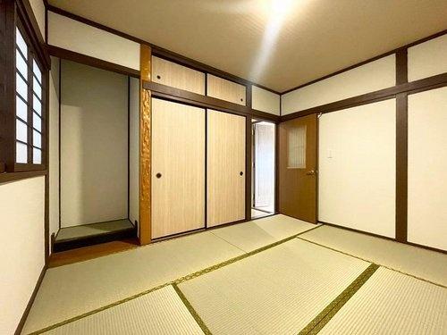 寝屋川市北大利町の中古一戸建て