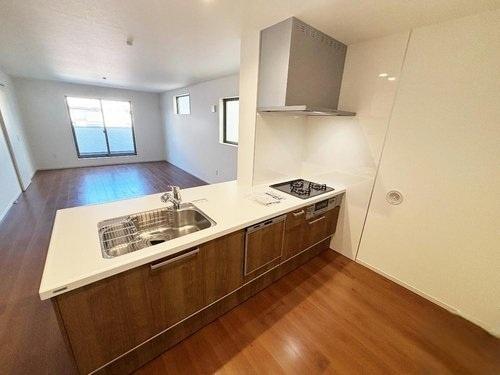 寝屋川市春日町の新築一戸建