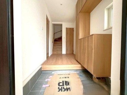 門真市下馬伏町の新築一戸建