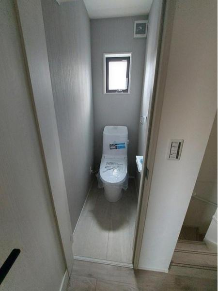 寝屋川市成美町の新築一戸建