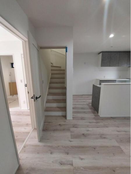 寝屋川市成美町の新築一戸建