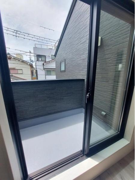 寝屋川市成美町の新築一戸建