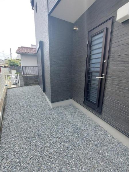 寝屋川市成美町の新築一戸建