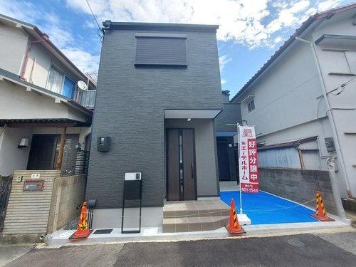 寝屋川市成美町の新築一戸建