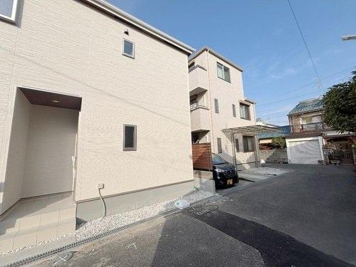 寝屋川市高柳７丁目の新築一戸建