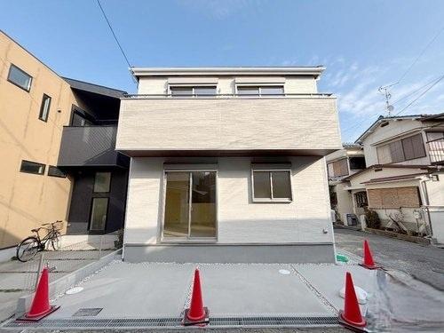 寝屋川市高柳７丁目の新築一戸建