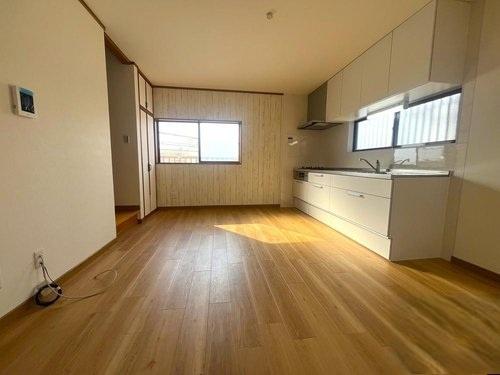 寝屋川市高柳６丁目の中古一戸建