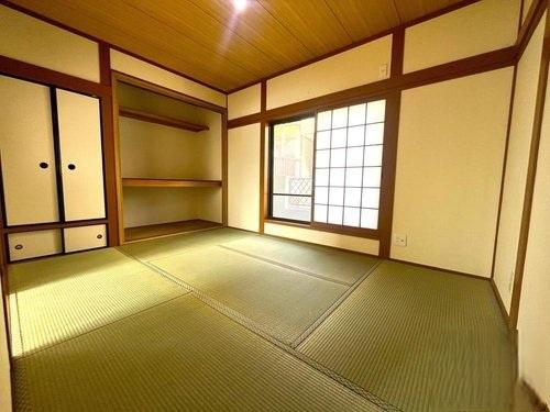 寝屋川市高柳６丁目の中古一戸建