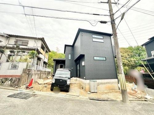 寝屋川市高宮２丁目の新築一戸建