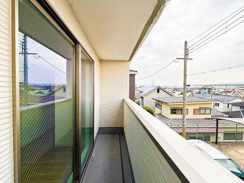 寝屋川市成田東町の新築一戸建
