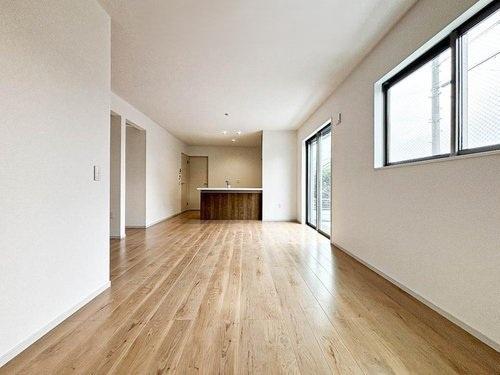 寝屋川市成田東町の新築一戸建