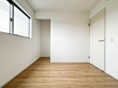 寝屋川市成田東町の新築一戸建