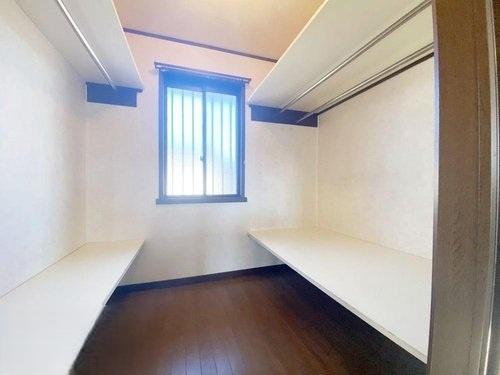 寝屋川市成田東が丘の中古一戸建て