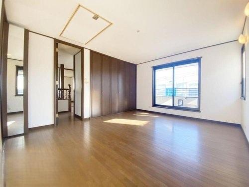 寝屋川市成田東が丘の中古一戸建て