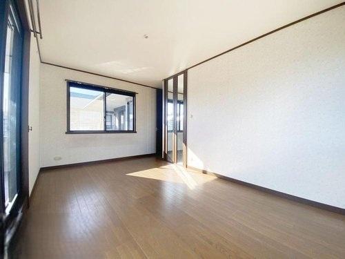 寝屋川市成田東が丘の中古一戸建て