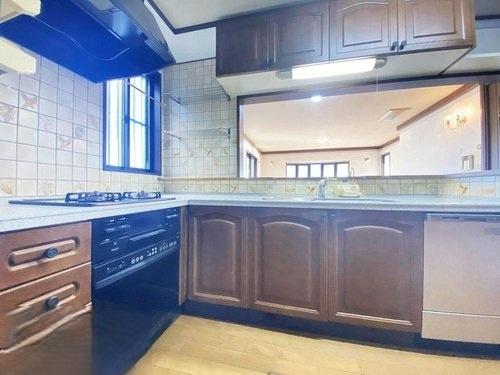 寝屋川市成田東が丘の中古一戸建て