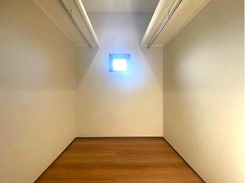 寝屋川市太秦緑が丘の新築一戸建