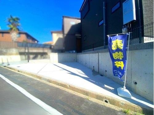 寝屋川市太秦緑が丘の新築一戸建