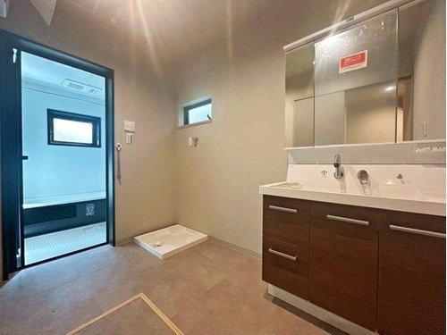 寝屋川市宝町の新築一戸建