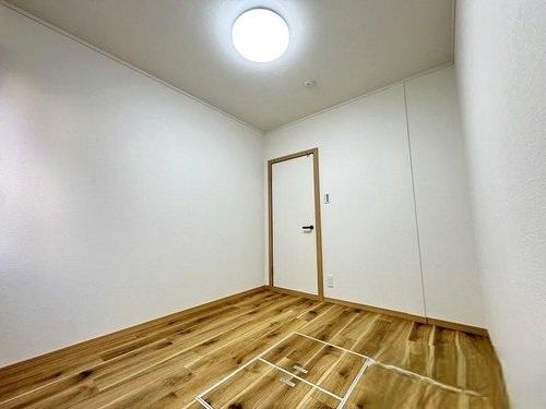 寝屋川市南水苑町の中古一戸建て