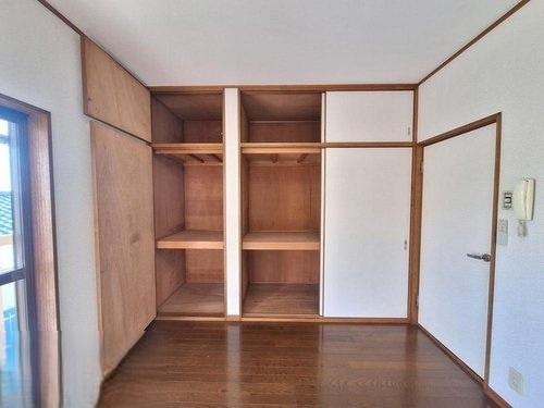 寝屋川市太秦緑が丘の中古一戸建て