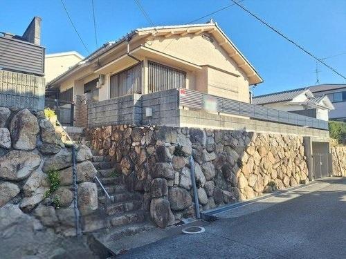 寝屋川市太秦緑が丘の中古一戸建