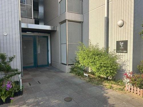 エルフラッツ萱島