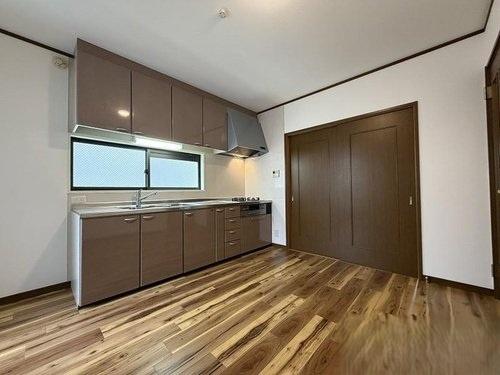 寝屋川市北大利町の中古一戸建て