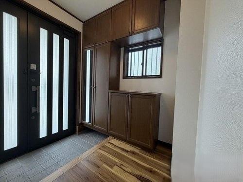 寝屋川市北大利町の中古一戸建て